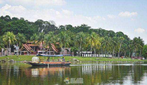 Taman Tasik Shah Alam lake near SENA Residences